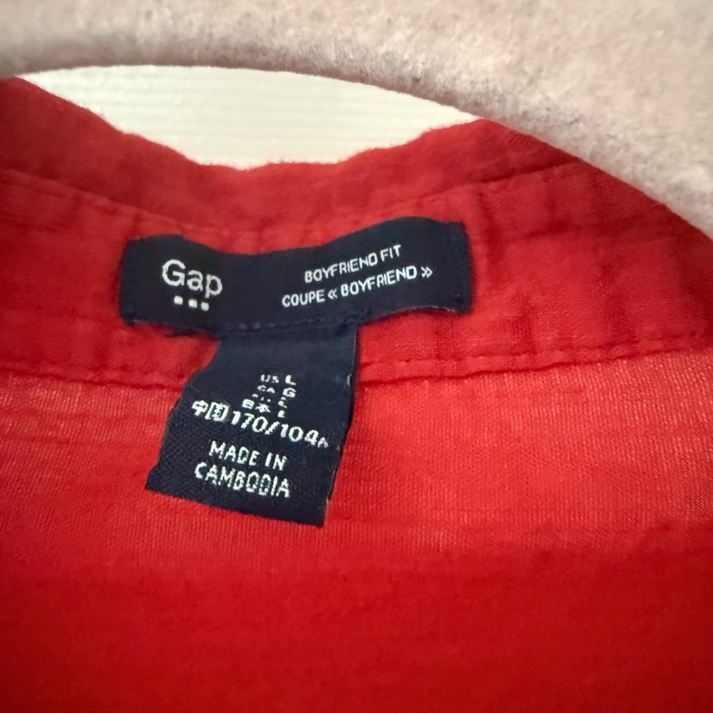 GAP Bright Red Boyfriend Fit Shirt - Picture 2 of 2